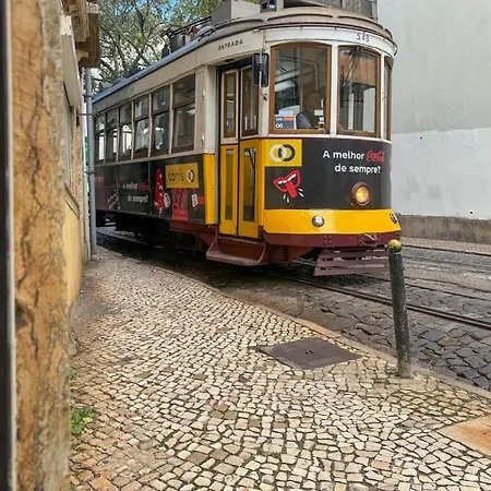 Alfama Лиссабон